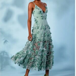 Elegant Green Floral Maxi Dress